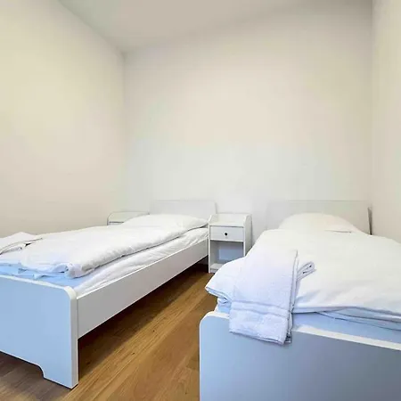 Am1013 - Moderne Monteur Oder Mit Terasse Apartment *