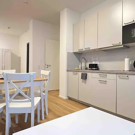 Am1013 - Moderne Monteur Oder Mit Terasse