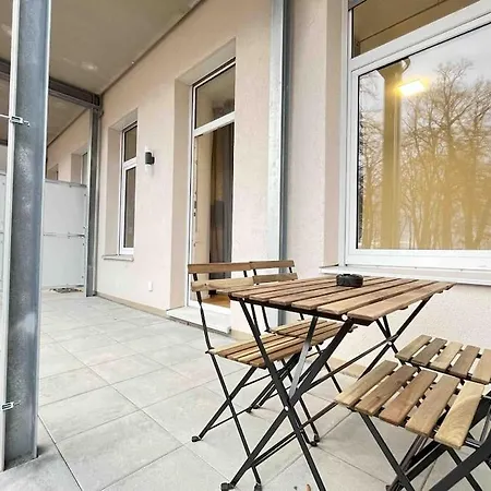 Am1013 - Moderne Monteur Oder Mit Terasse