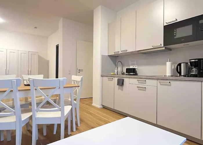 Am1013 - Moderne Monteur Oder Mit Terasse