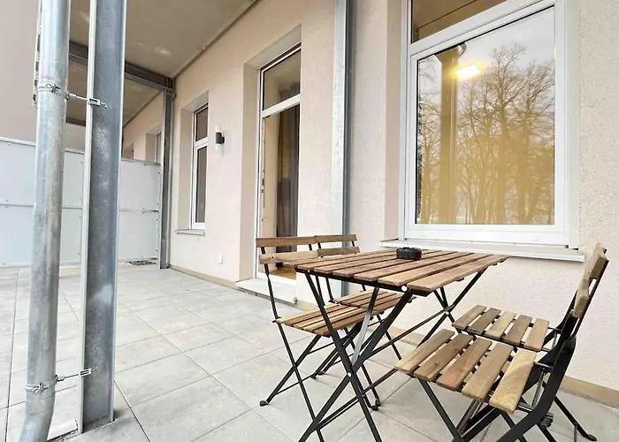 Am1013 - Moderne Monteur Oder Mit Terasse